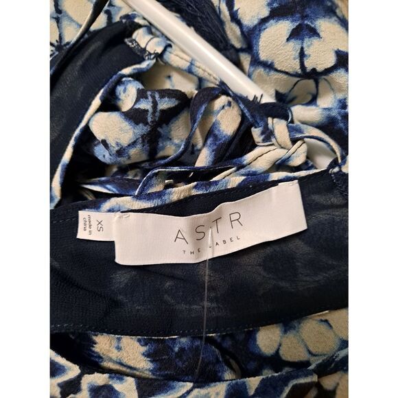 ASTR The Label Delfina Indigo Tie Dye Midi Dress Blue XSmall - Picture 6 of 8